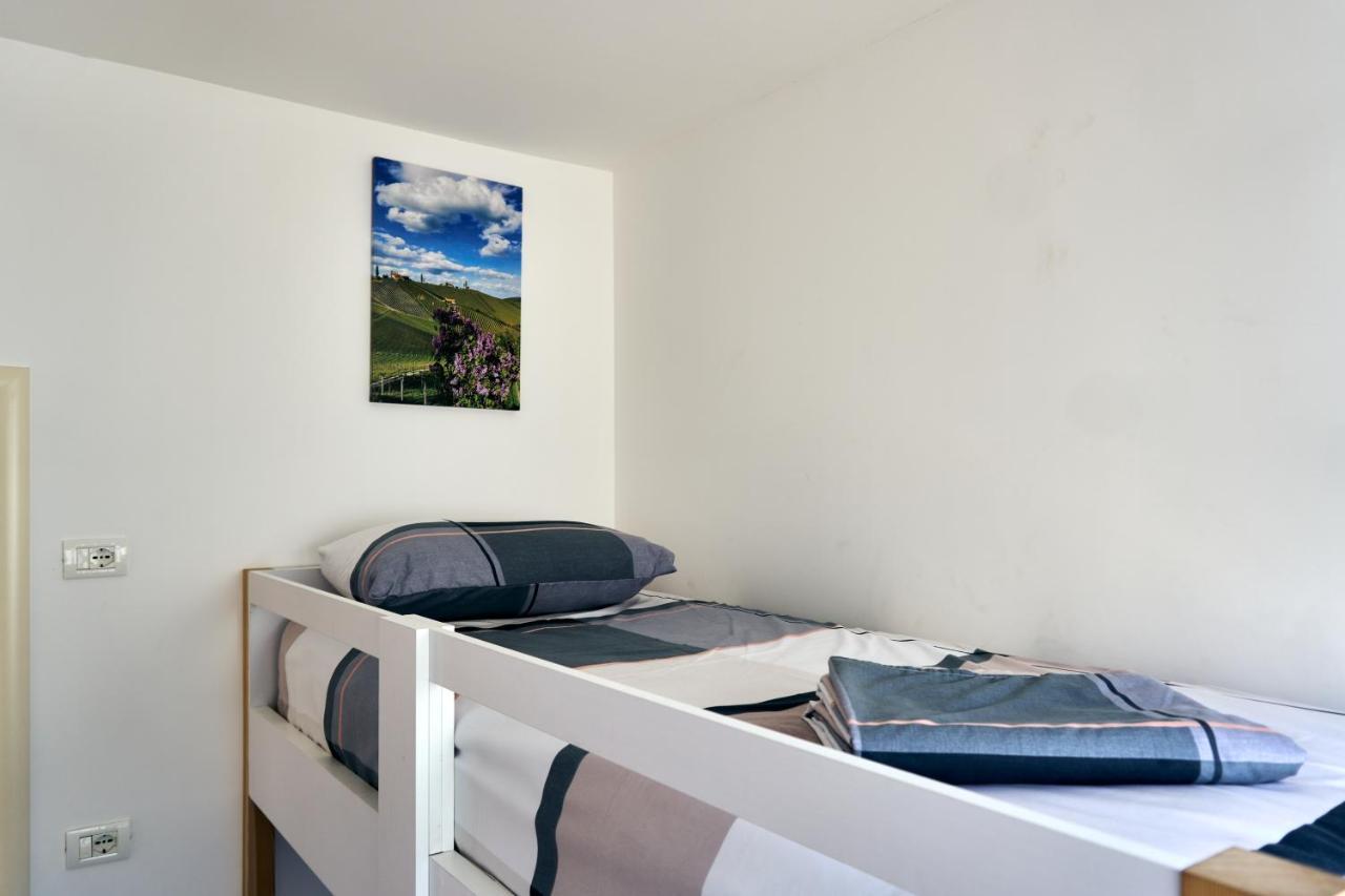 Central Beach Apartment Sarandë Eksteriør bilde