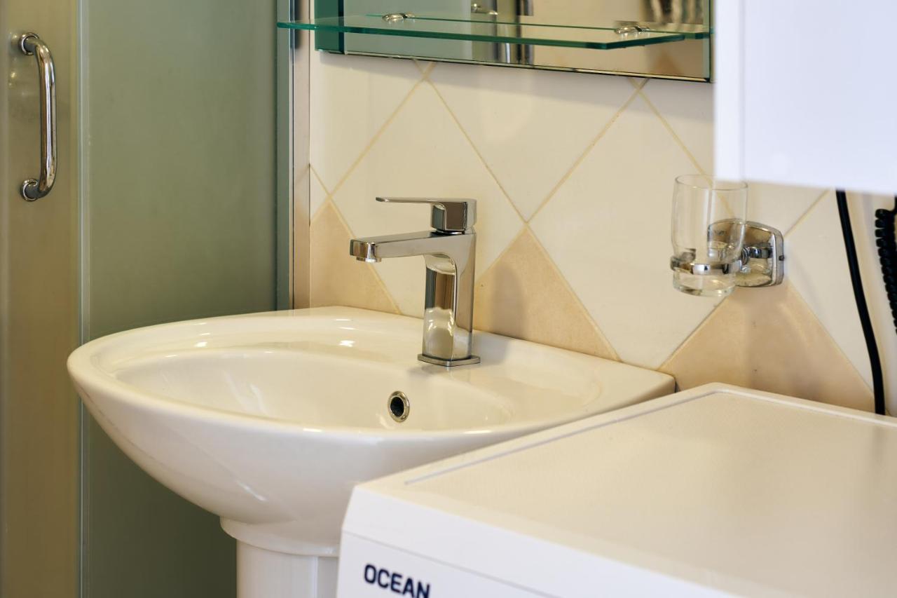 Central Beach Apartment Sarandë Eksteriør bilde